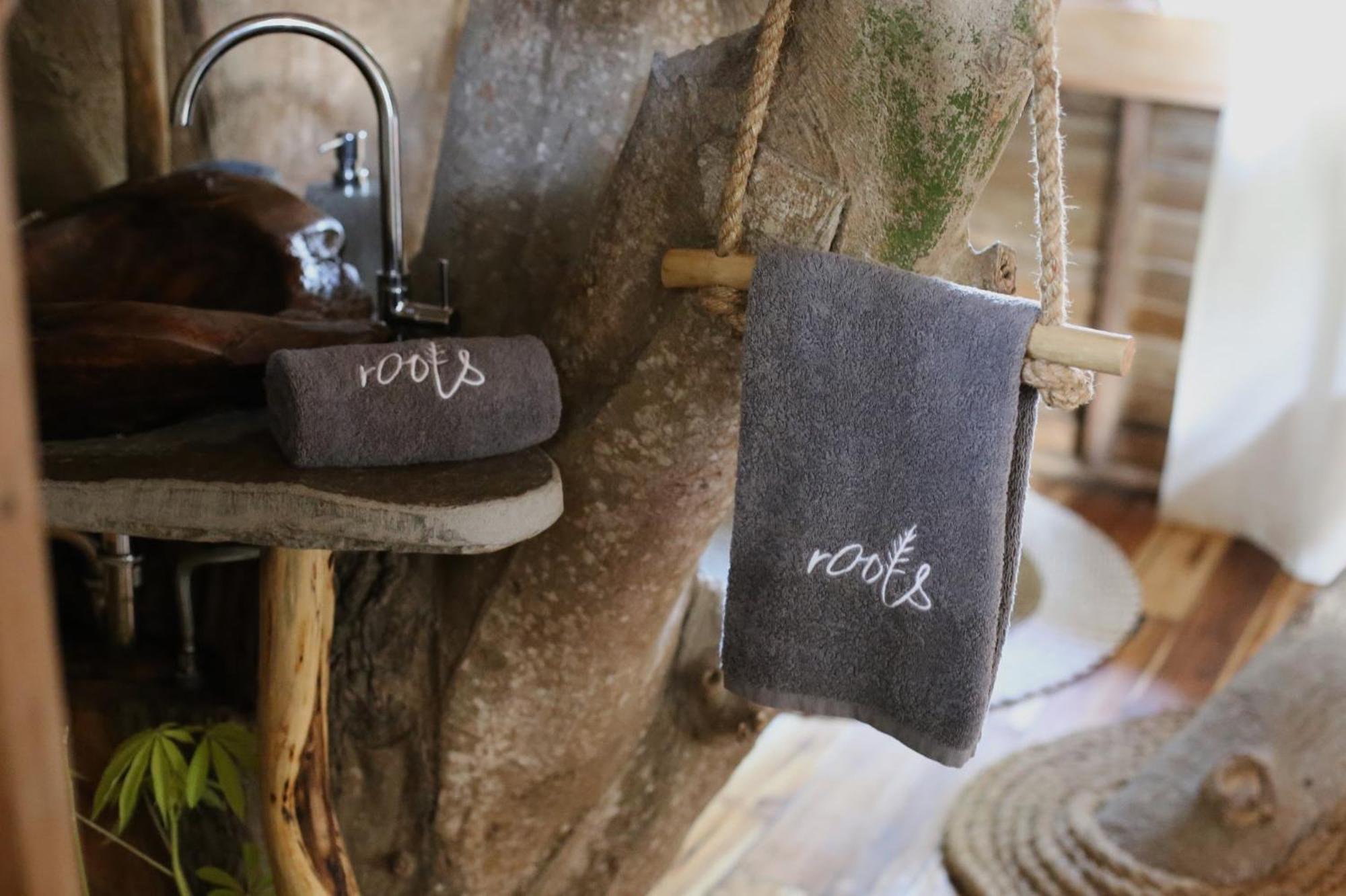 Roots Tree House Villa Uluwatu  Ruang foto